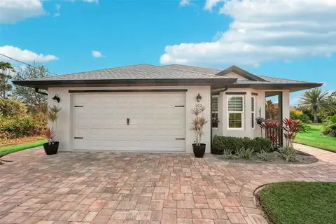102 LINDA LEE DR — home for sale