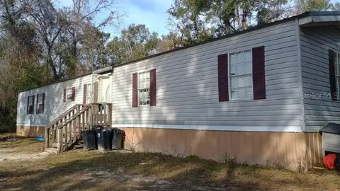 125 SW TRENTON TER — home for sale