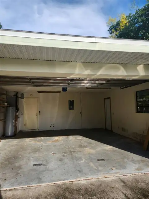 549 BURLINGTON AVE NE — home for sale